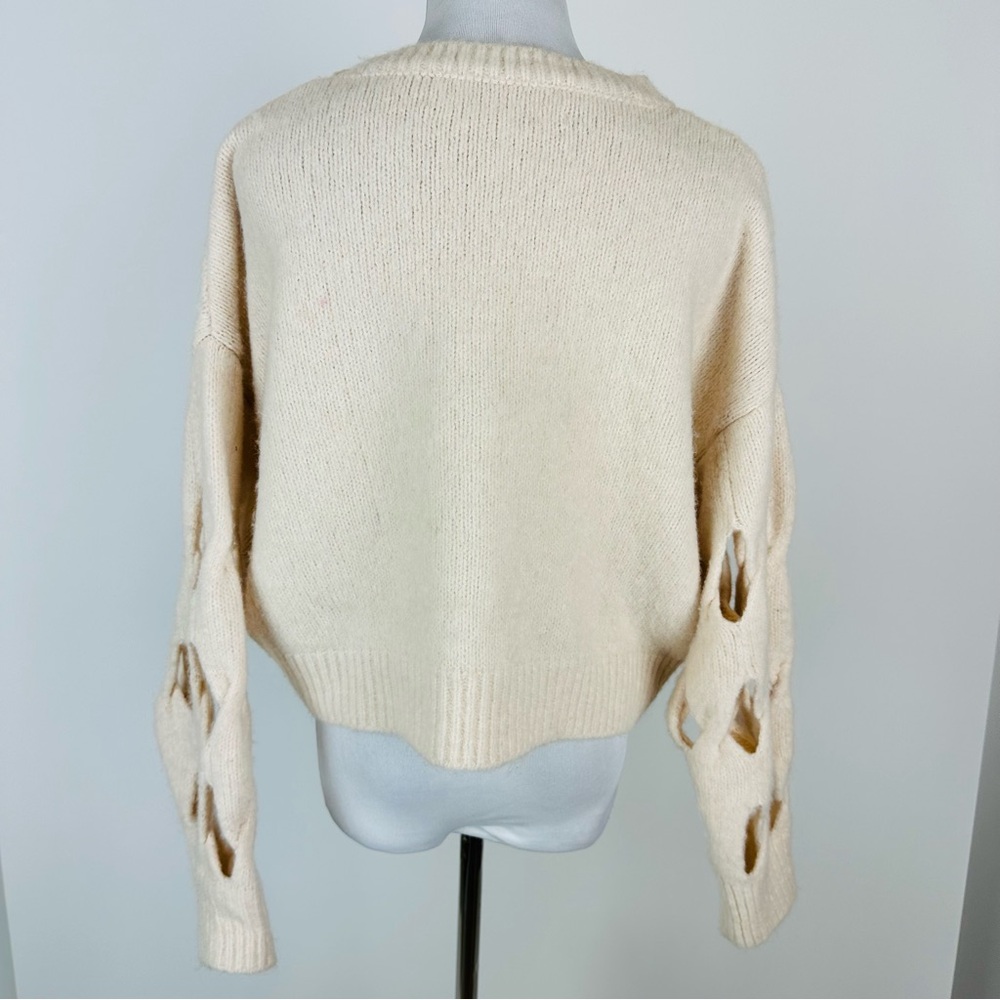 Silence + Noise Urban Outfitters Clara Open Stitch Sweater Size Small - Picture 9 of 10